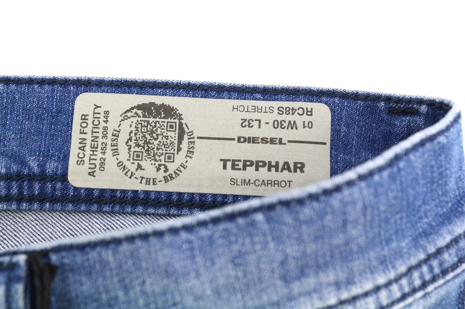 DIESEL Tepphar RC48S Men's Jeans W30/L32 Slim Carrot Washed Blue Distressed