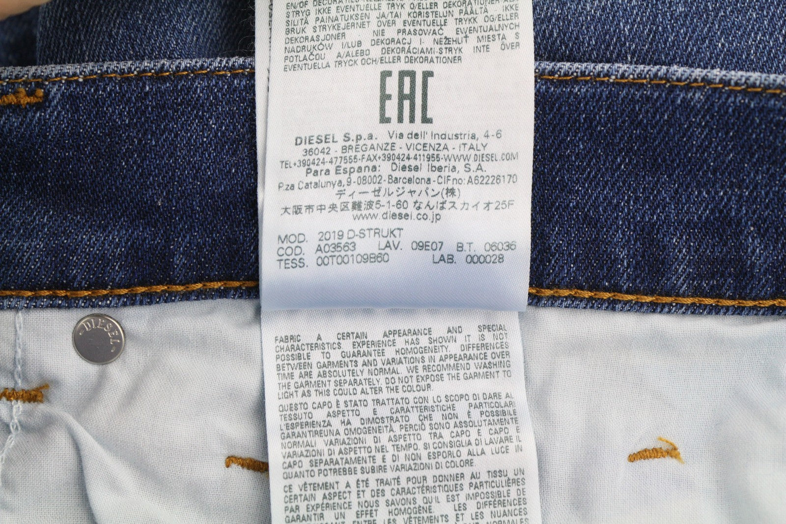 DIESEL 2019 D-Strukt 09E07 Men's Jeans W31/L34 Slim Mid Waist Distressed Wash