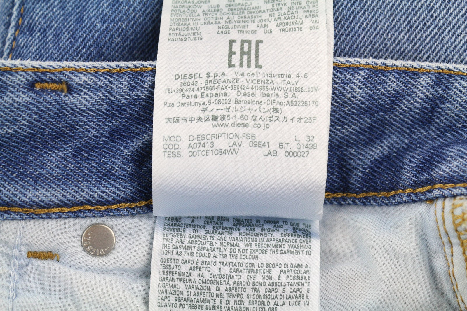 DIESEL D-Escription-FSB 09E41 Women's Jeans W31 Bootcut Washed Blue Denim