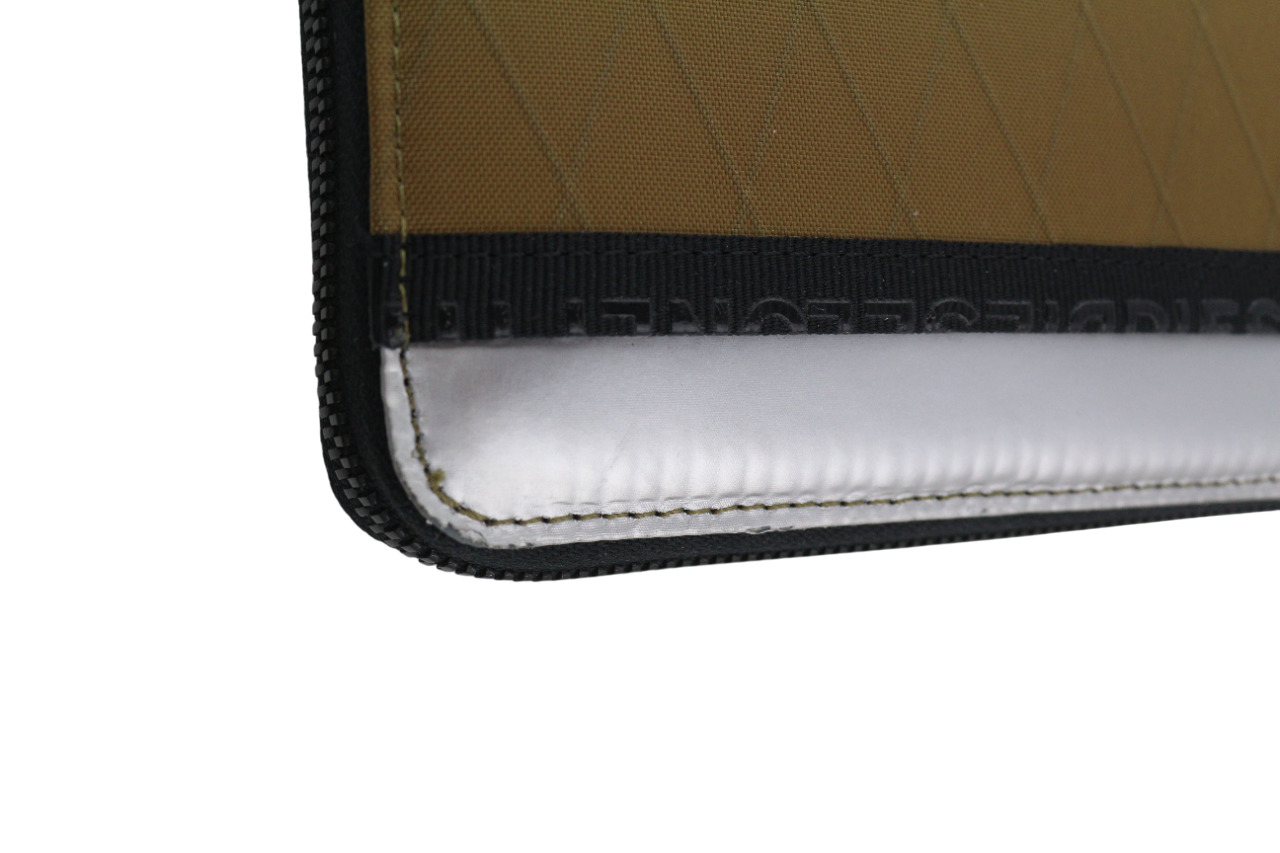 DIESEL 24 Zip Pocket Women's Wallet One Size Brown Zip All Season Logo