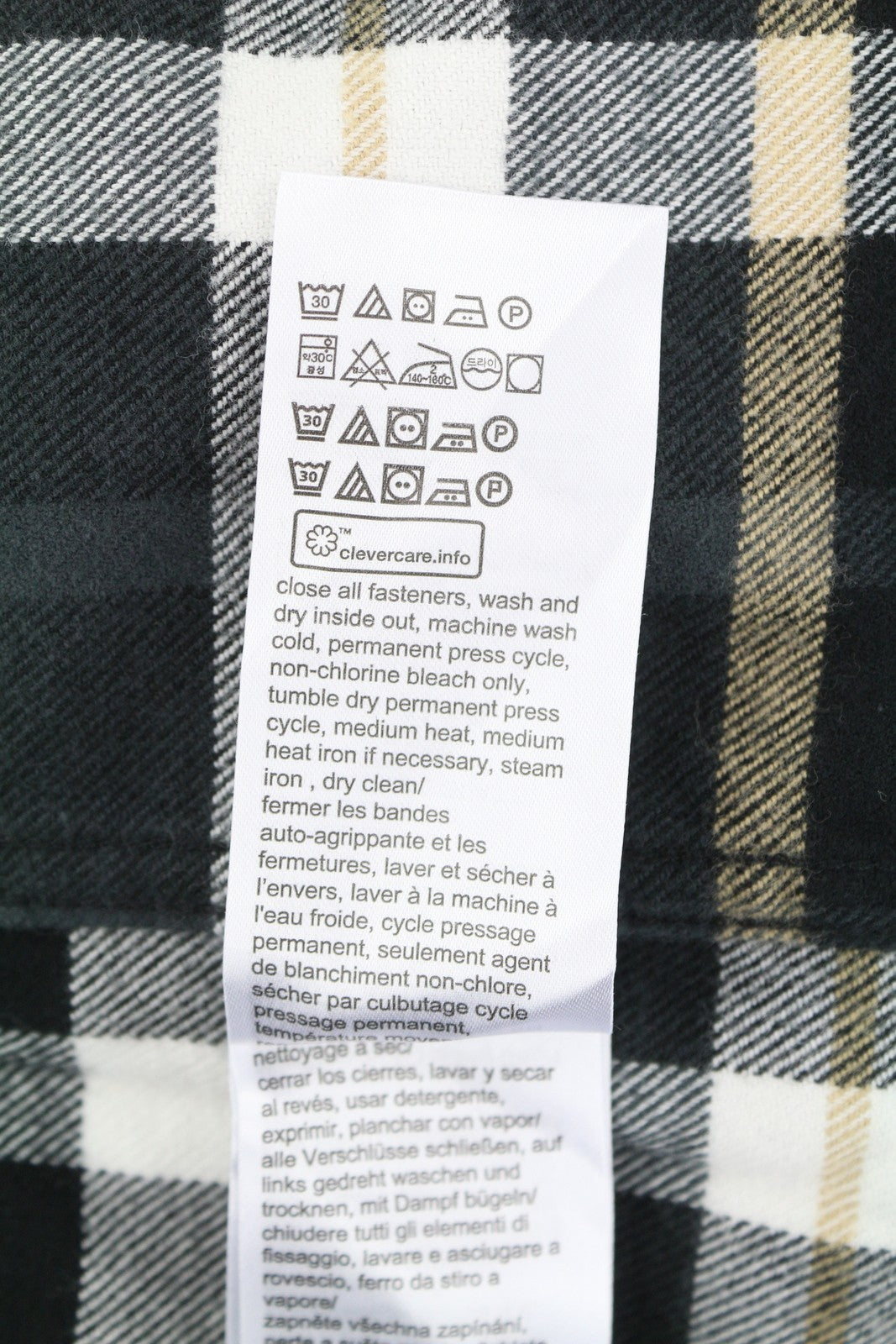 TOMMY HILFIGER Men Shirt M Flannel Plaid Classic Fit Spread Neck Button-Up Logo