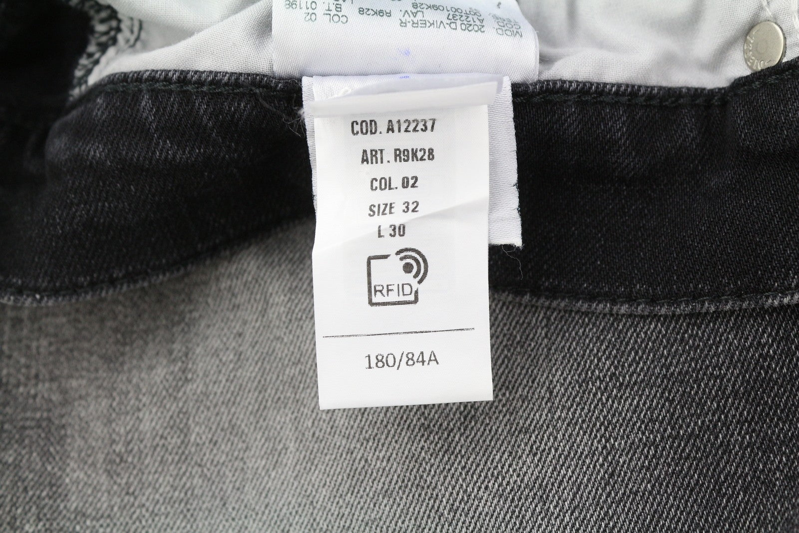 DIESEL 2020 D-Viker R9K28 Men's Jeans W32/L30 Black Washed Straight RRP250