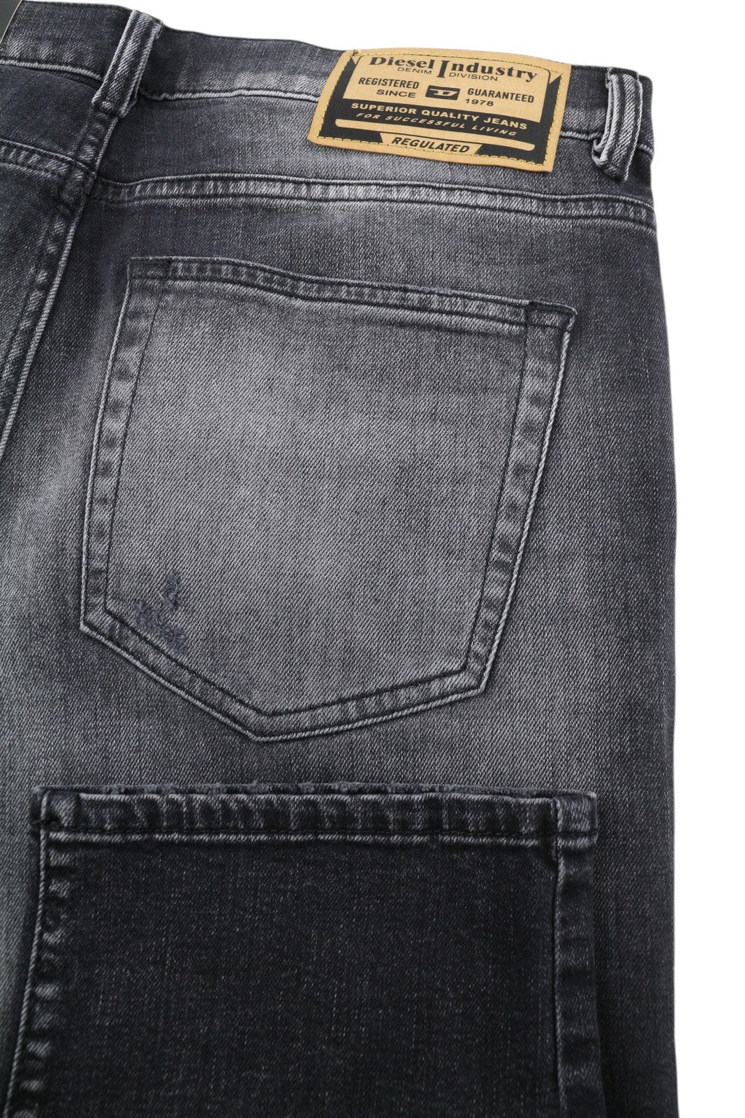 DIESEL 2020 D-Viker R9K28 Men's Jeans W32/L30 Black Washed Straight RRP250