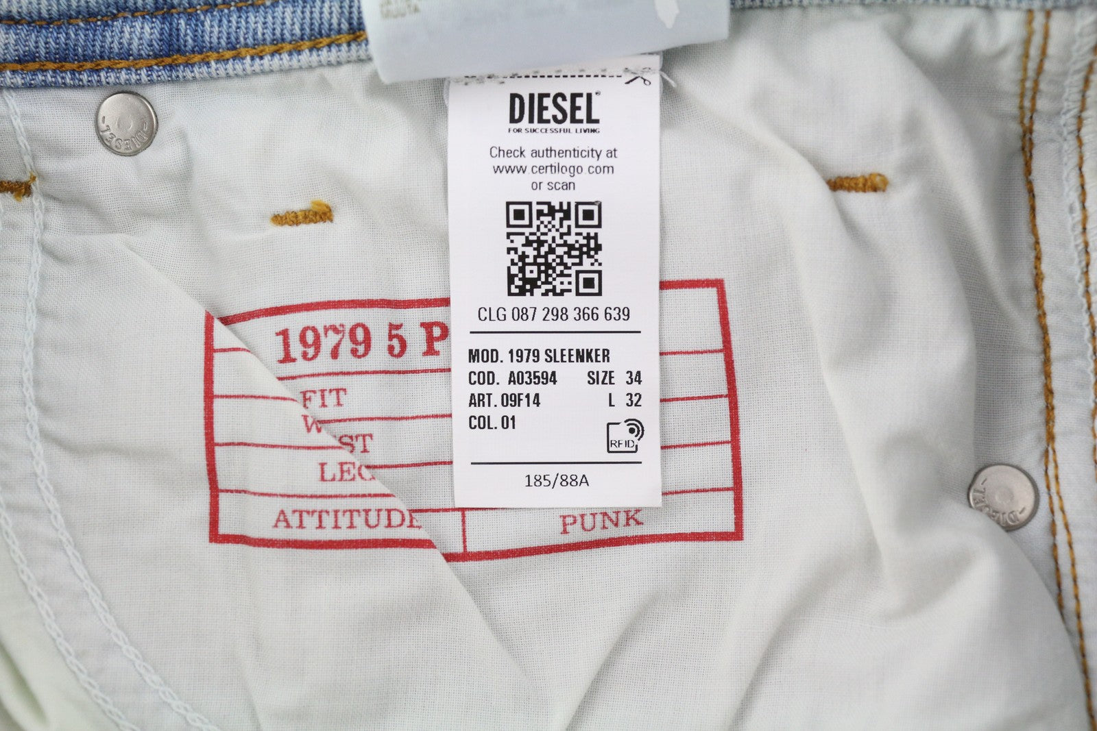 DIESEL 1979 Sleenker 09F14 Men Jeans W34/L32 Low Skinny Distressed Blue RRP250