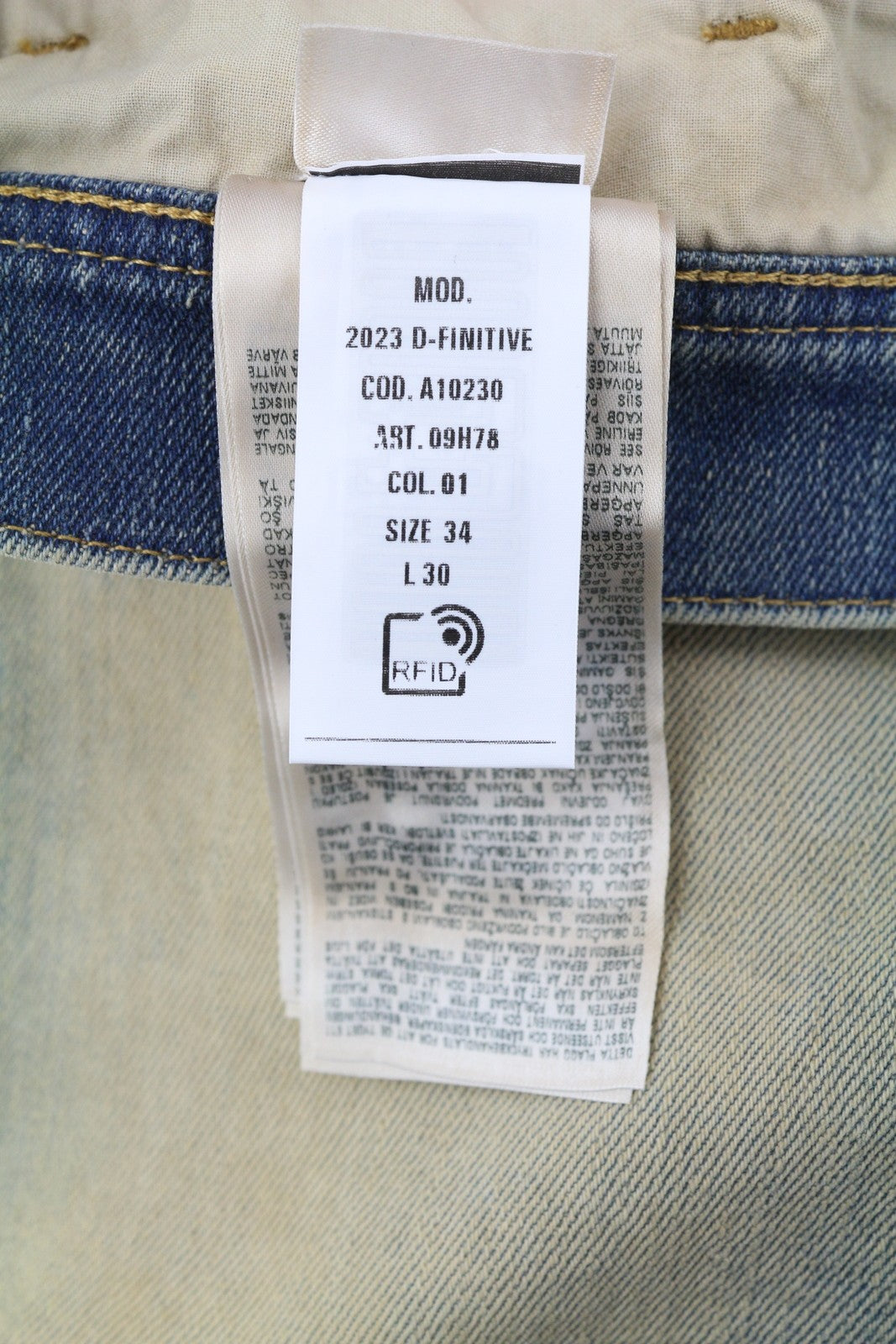 DIESEL 2023 D-Finitive 09H78 Men's W34/L30 Blue Tapered Regular Denim RRP295