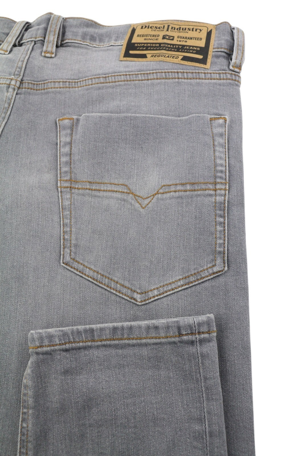 DIESEL Tepphar RB061 Men's W32/L32 Slim Grey Washed Denim Button Fly RRP175