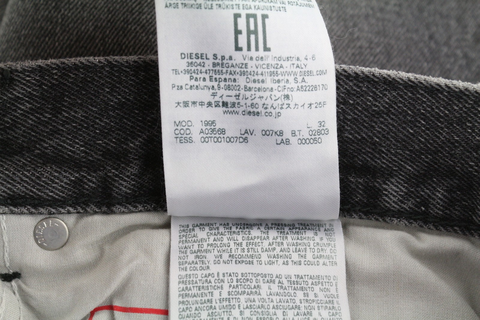 DIESEL 1995 007K8 Men's W32/L32 Slim Grey Straight Distressed Denim RRP195