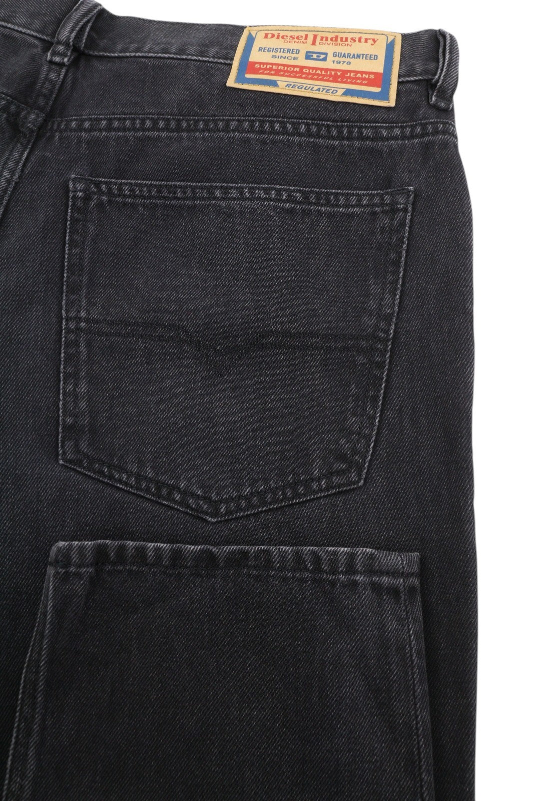 DIESEL 1995 09B88 Men's W32/L32 Slim Black Straight Button Washed Denim RRP185