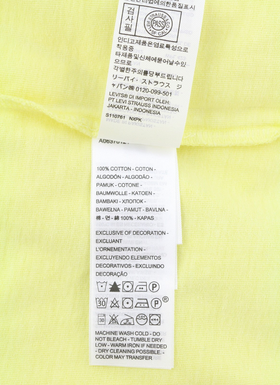 LEVI'S Vintage Fit Men T-Shirt XL Yellow Tricot Crew Neck Cotton Short Sleeve