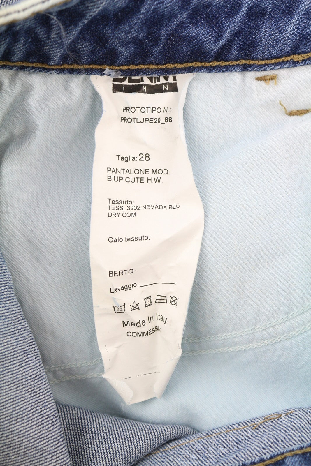 LIU JO Cute Women's W28 Blue Washed Denim Skinny Ankle Rhinestone Trim