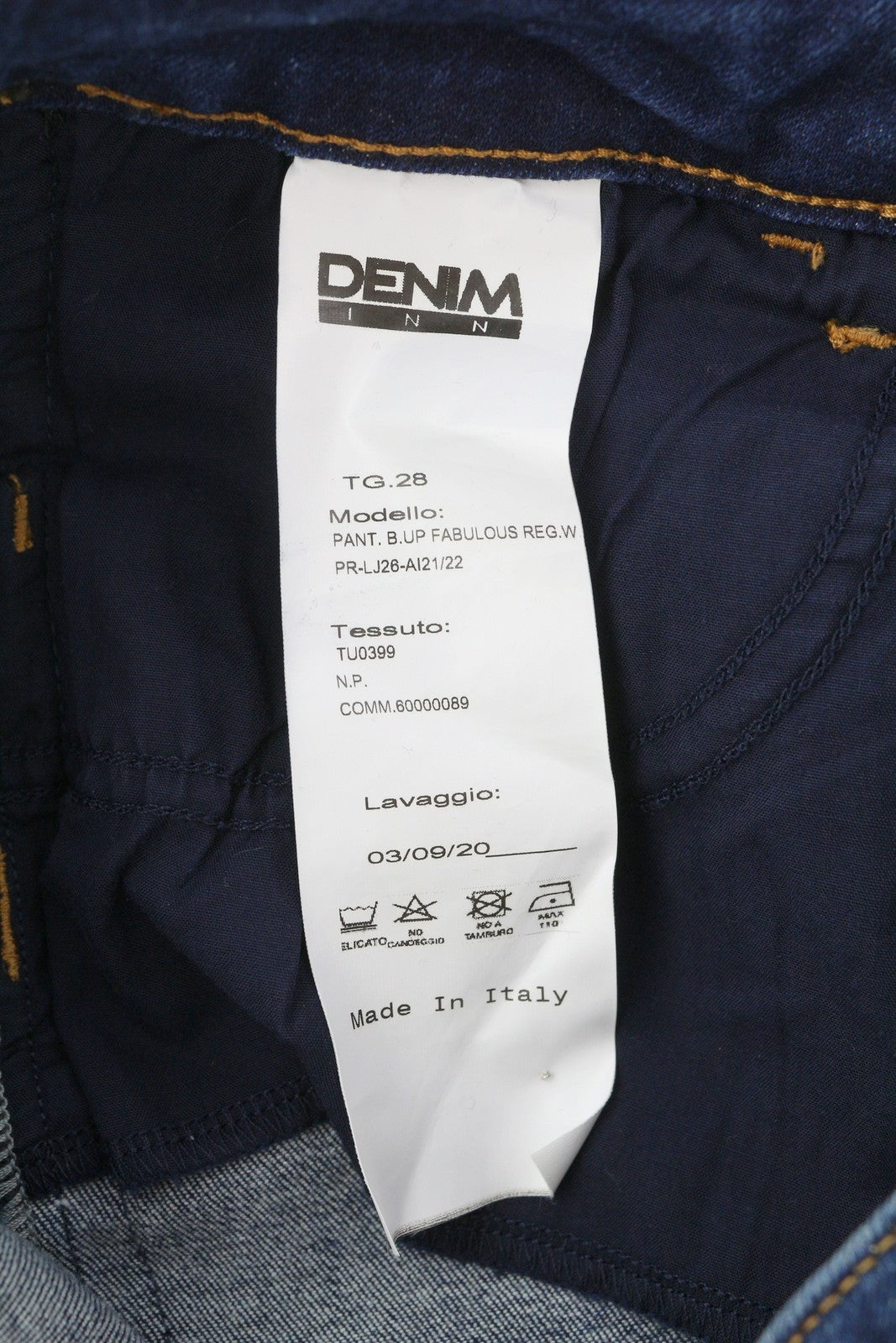 LIU JO Fabulous Women's W28 Skinny Blue Washed Denim Rhinestone Finish