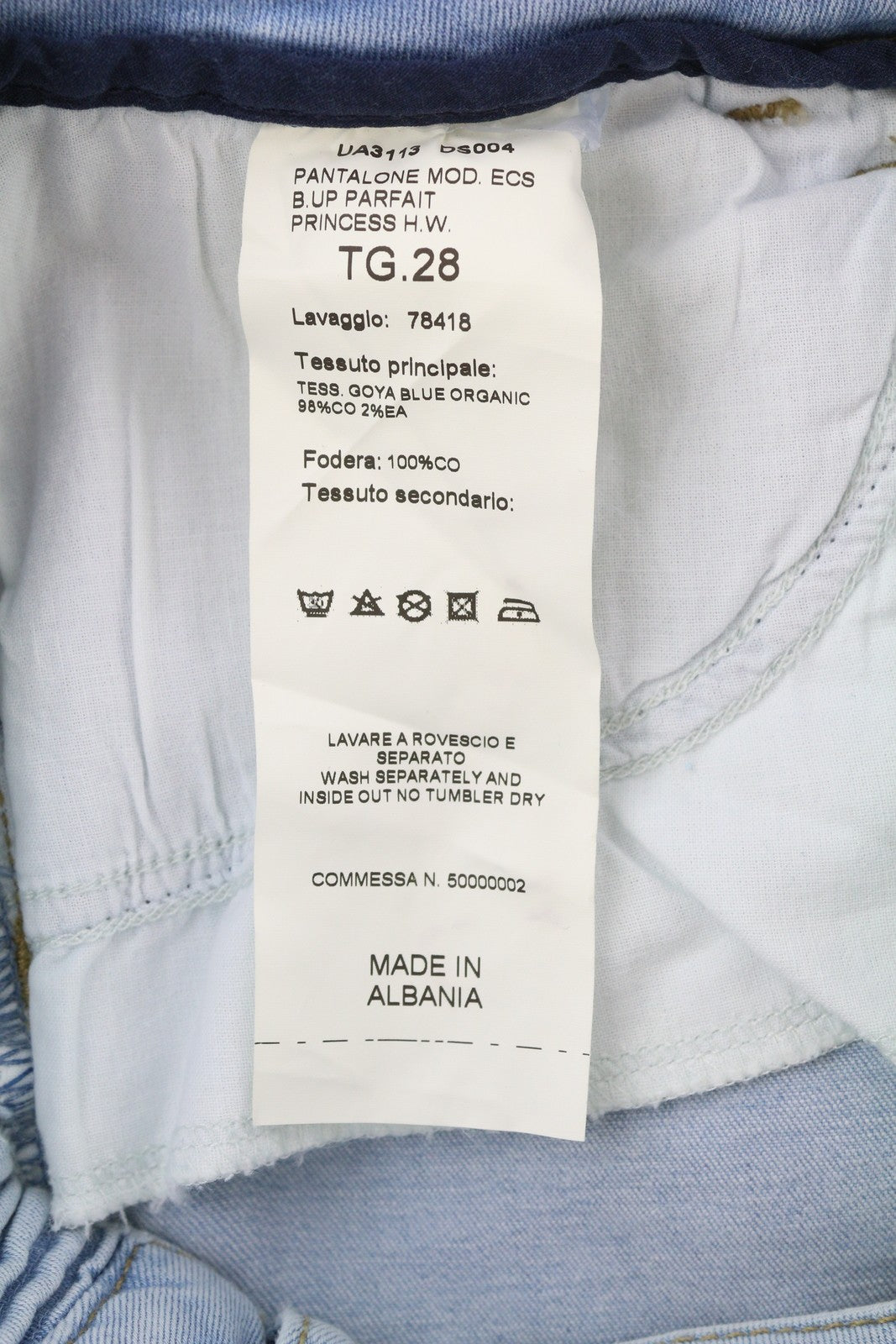 LIU JO Parfait Women's W28 Washed Blue Denim Button Bootcut Organic