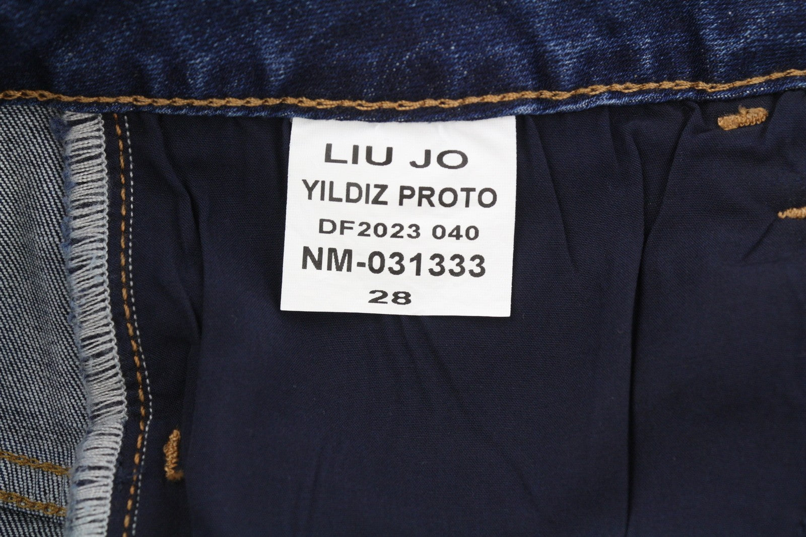 LIU JO Yildiz Proto Women's W28 Slim Fit Washed Blue Denim Zip Fly