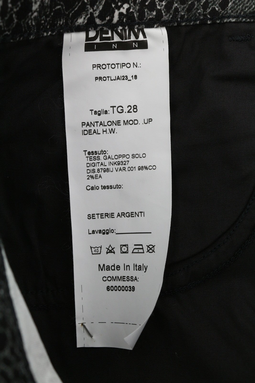 LIU JO Ideal Women's Trousers W28 Grey Skinny Fit Animal Print Ankle Zip