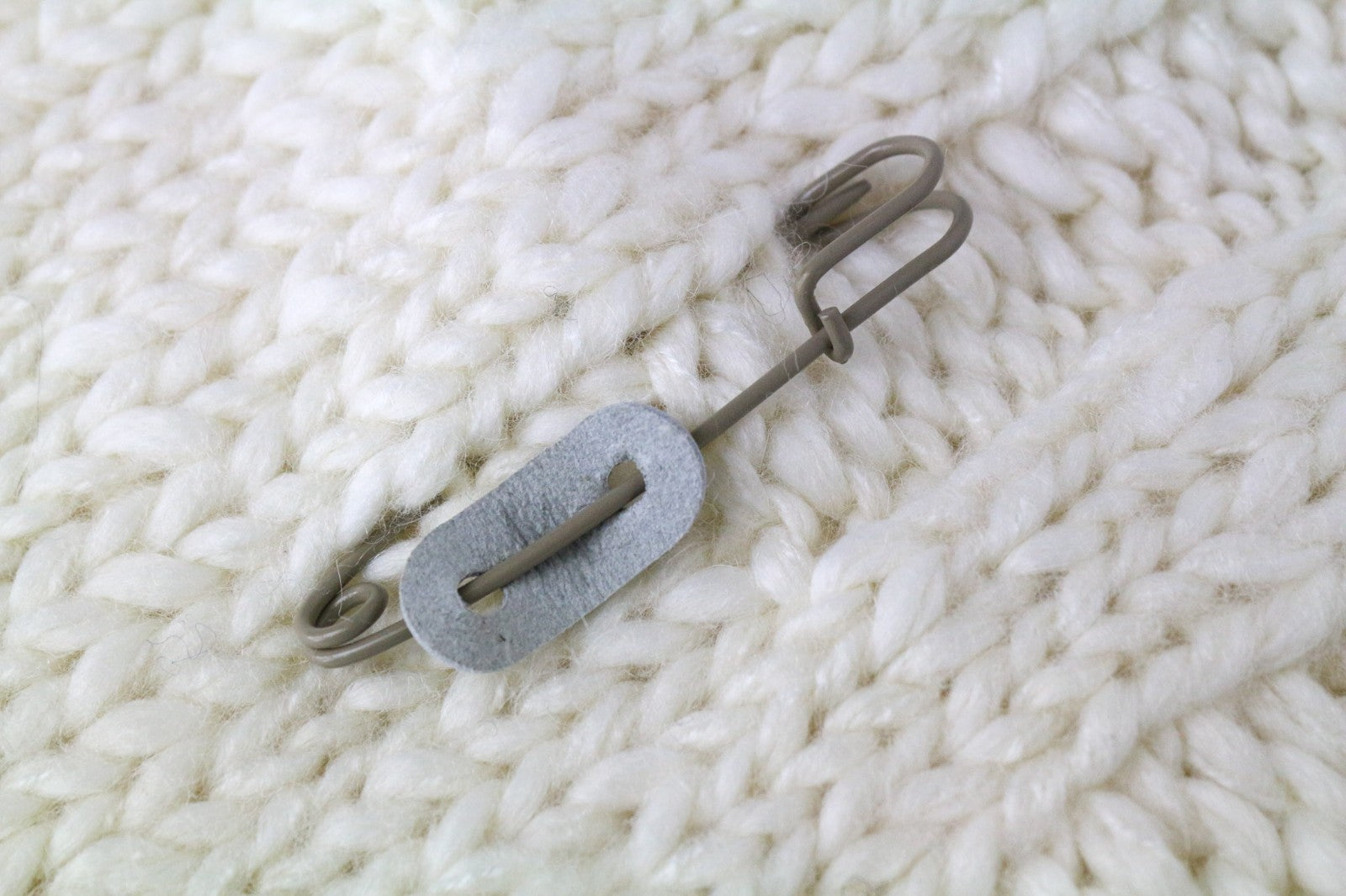 MAISON SCOTCH Women's Scarf OS Light Ecru Knit Chunky Alpaca Wool Blend