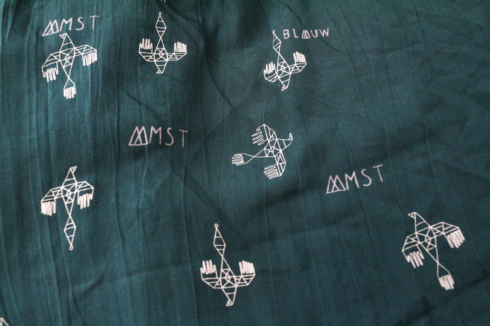 MAISON SCOTCH Women's Scarf OS Mid Green Knit Aztec Bird Print Pattern