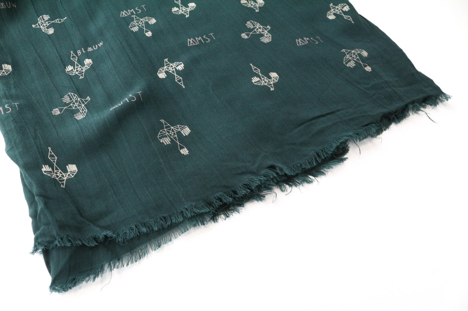 MAISON SCOTCH Women's Scarf OS Mid Green Knit Aztec Bird Print Pattern