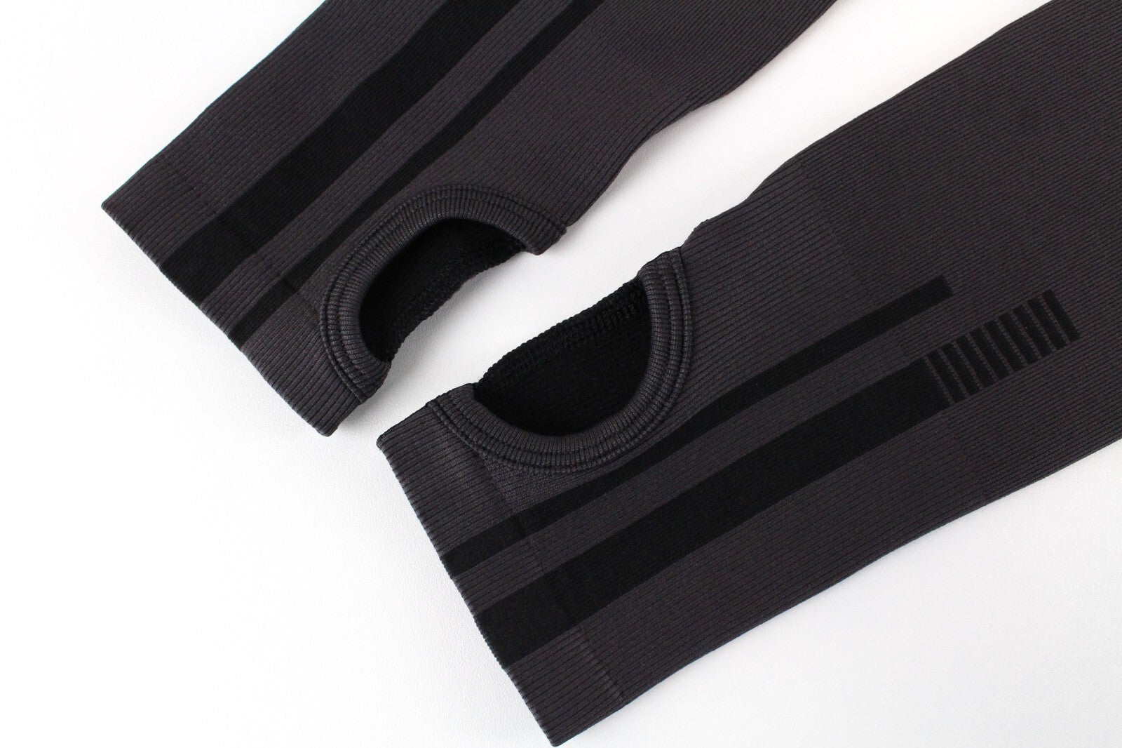 GYMSHARK Geo Women T-Shirt XS Black Long Sleeve Cropped Stretch Activewear