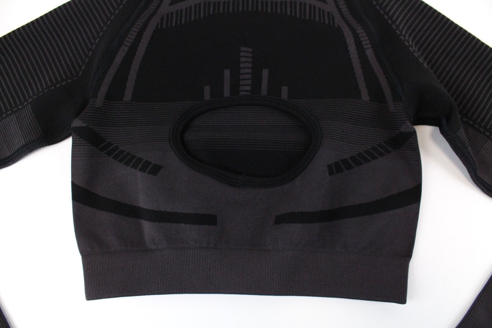 GYMSHARK Geo Women T-Shirt XS Black Long Sleeve Cropped Stretch Activewear