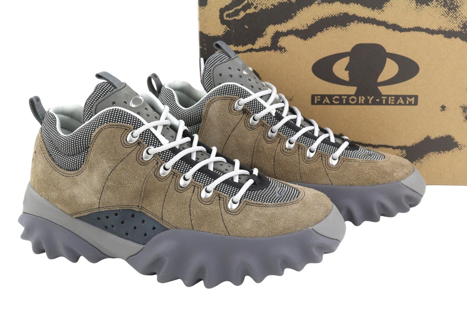 OAKLEY Factory Team x Brain Dead Edge Men Boots EU42.5 Cobbiestone Suede RRP190