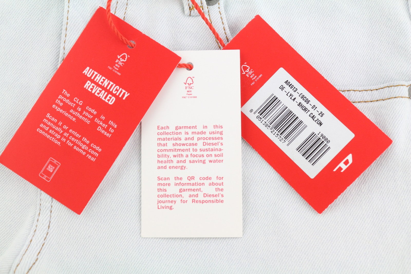 DIESEL De-Lyla 09C06 Women's Shorts W26 Light Blue Denim Zip Fly Pocketed