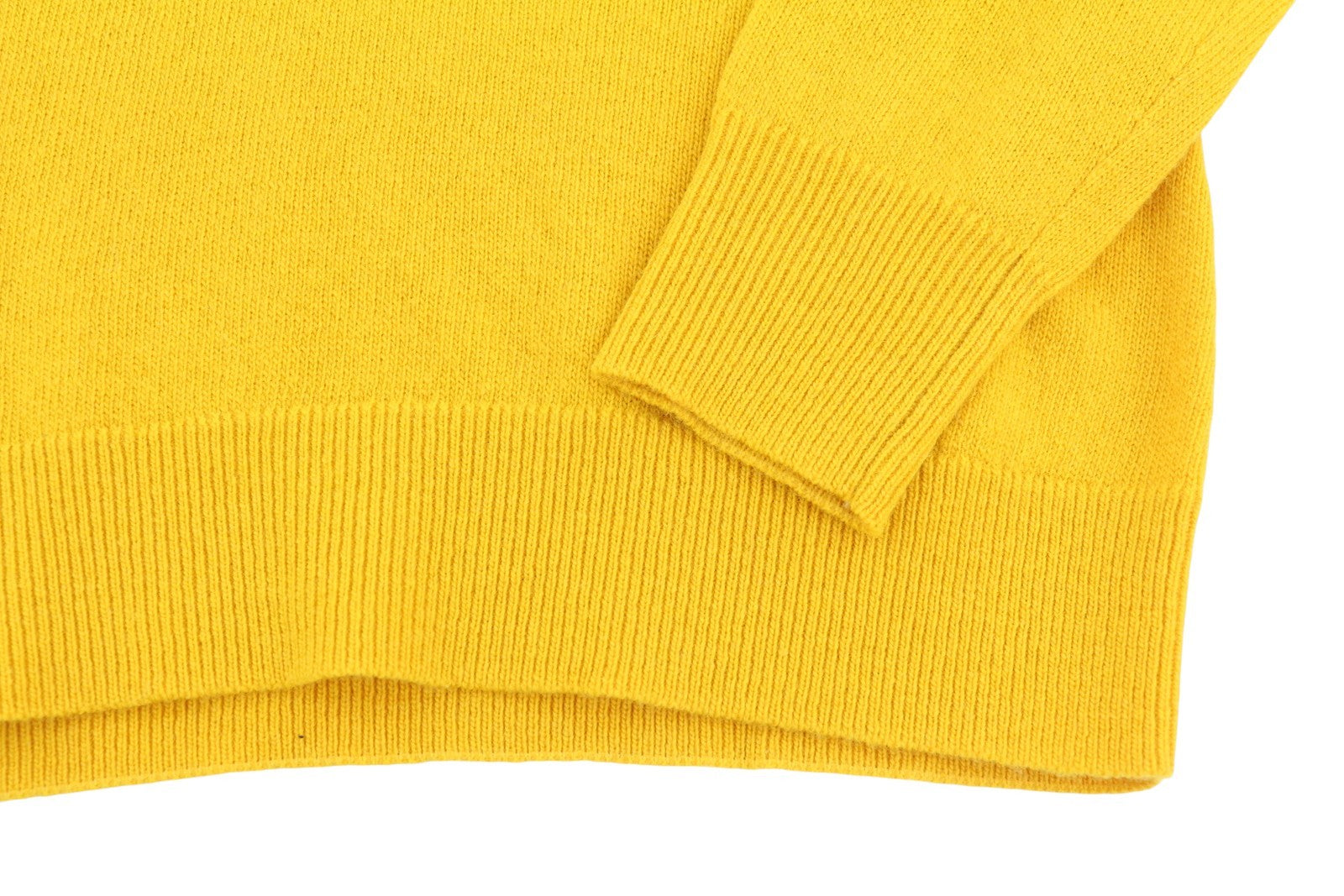 GANT Extrafine Lambswool V-Neck Women Jumper XS Ivy Gold Knit Pullover