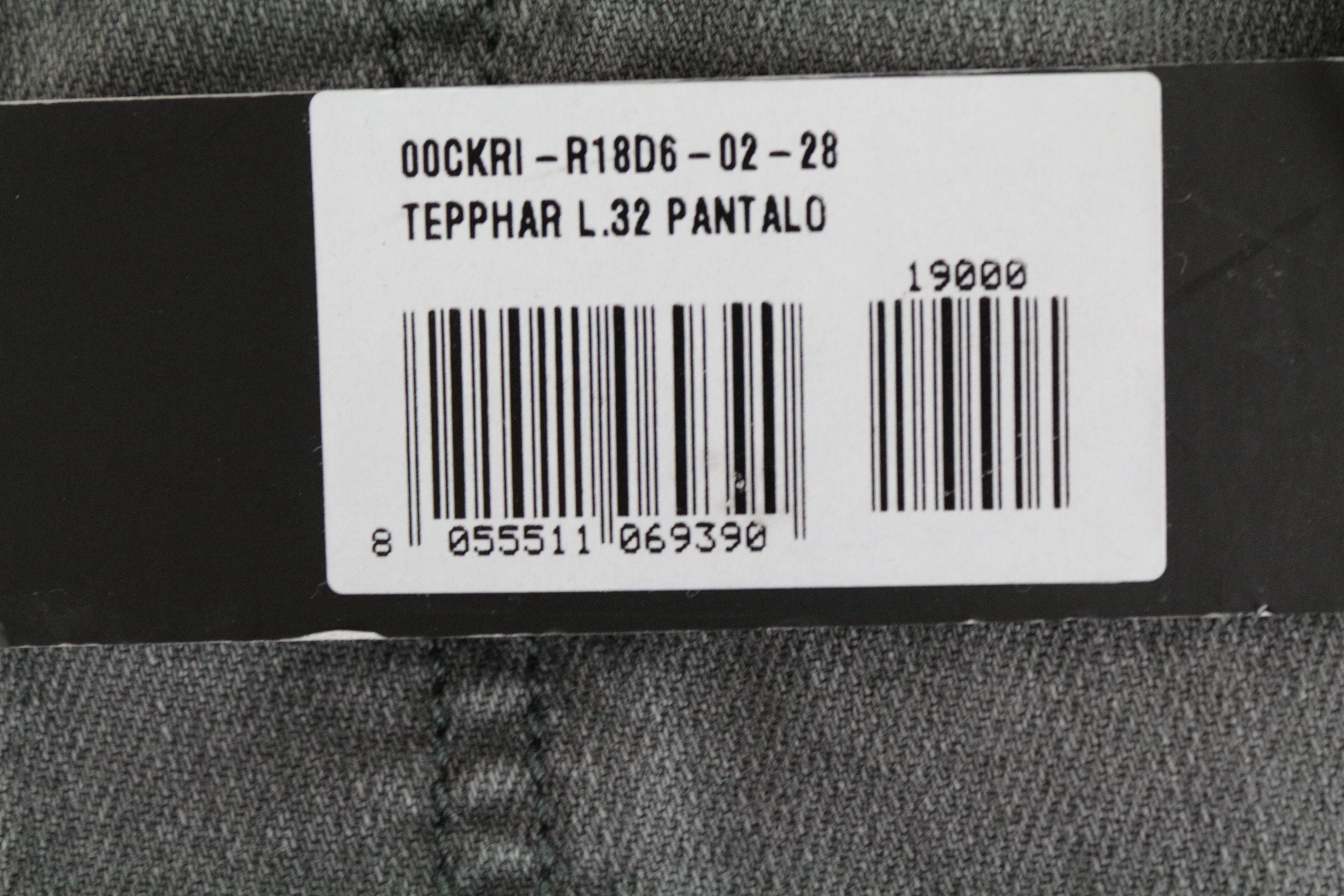 DIESEL Tepphar R18D6 W28/L32 Men's Slim Carrot Cotton Stretch Jeans Grey