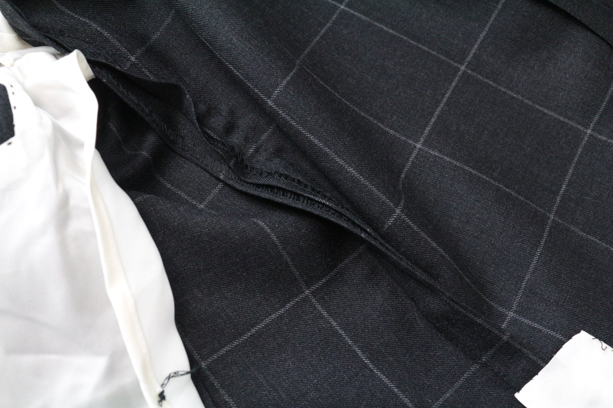 SUITSUPPLY La Spalla Men's UK38R Grey Slim Wool Windowpane Suit 2Pc